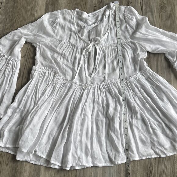 Olivaceous White Rayon Bell Sleeve Boho Blouse Size Small - Picture 7 of 8